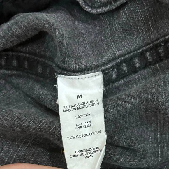 Garage Denim Faded Stone Wash Black Denim Blue Jean Jacket Size Medium - Picture 5 of 8